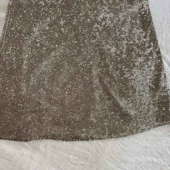 Forever 21 Exclusive Sequin Mini Dress – Silver & Champagne, Size Medium - Picture 5 of 11